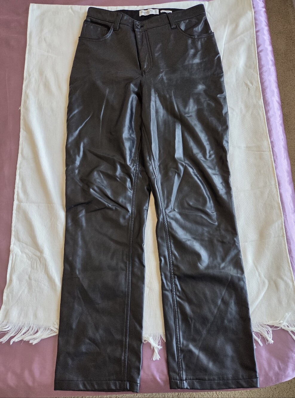Abercrombie & Fitch 90s Straight Vegan Leather Pants Black Size 29 8